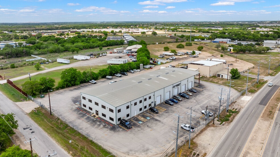 More Photos Of 2375 Walsh Rd, San Antonio Manufacturing For Sale