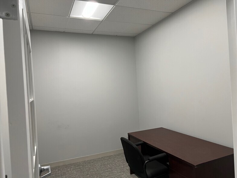 More Photos Of 5000 Lawndale Ave, Baltimore Office For Lease