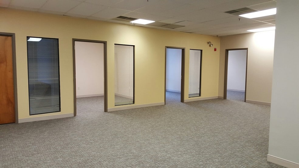 More Photos Of 8 Industrial Way, Salem Light Distribution For Lease