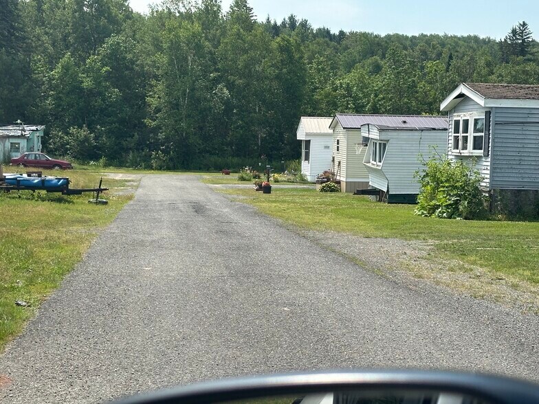 More Photos Of 302 Washburn St, Caribou Manufactured Housing Mobile Home Park For Sale