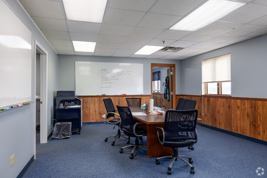 More Photos Of 3750 Industrial Dr, Carlyle Warehouse For Sale