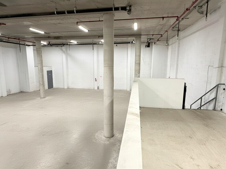 More Photos Of 3637 31st St, Long Island City Apartments For Lease