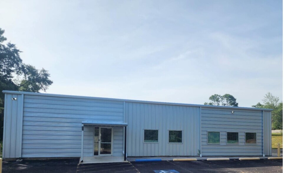 More Photos Of 9846 State Highway 31 E, Tyler Medical For Sale