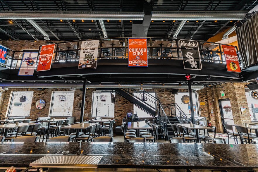 More Photos Of 34 S Main St, Mount Prospect Storefront For Sale