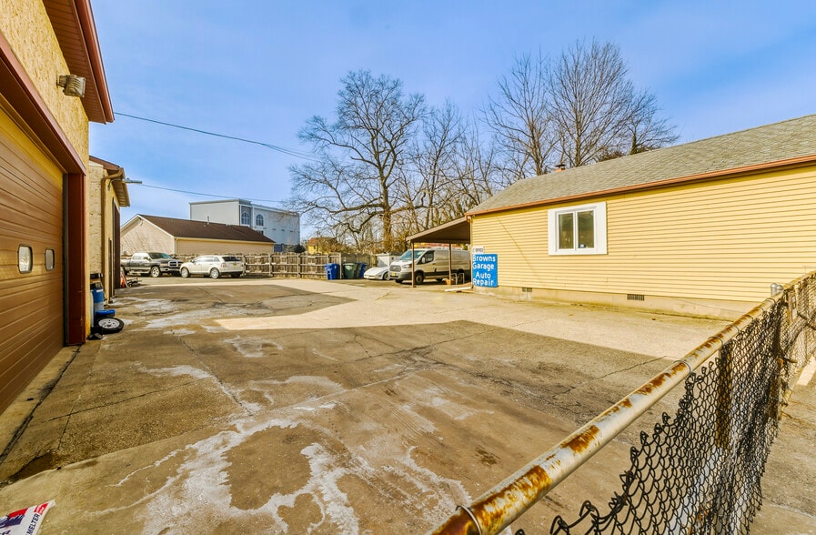 More Photos Of 25 State St, Glassboro Auto Repair For Sale