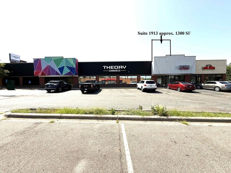 Primary Photo Of 1909-1915 Suburban Ave, Saint Paul Storefront For Lease