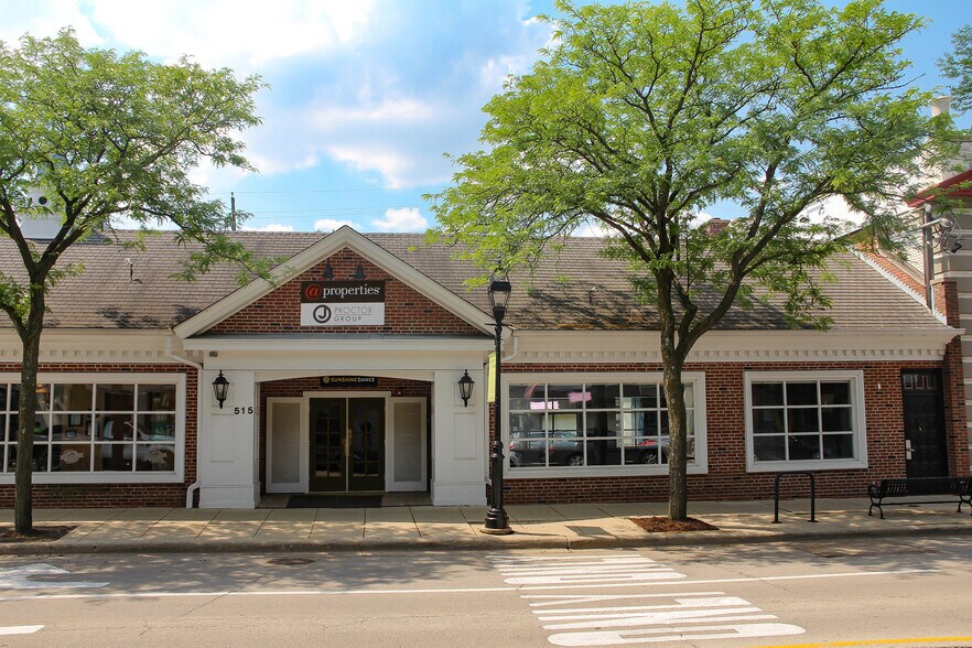 More Photos Of 515 Crescent Blvd, Glen Ellyn Freestanding For Lease