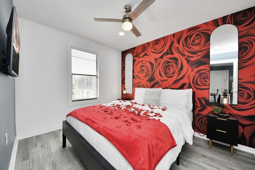 More Photos Of 2620 Arbor St, Houston Apartments For Sale