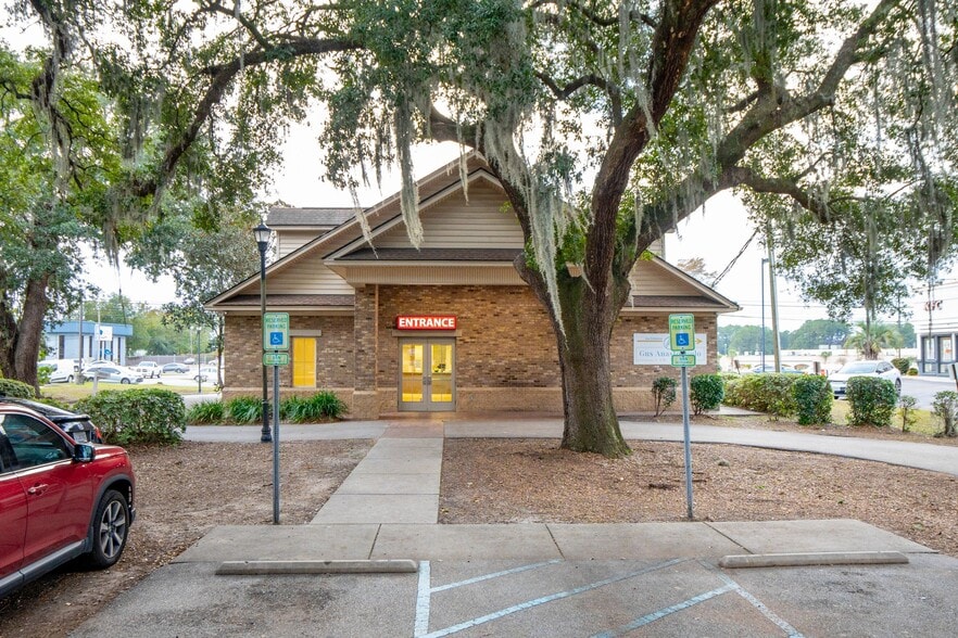 More Photos Of 5880 Rivers Ave, North Charleston Medical For Sale