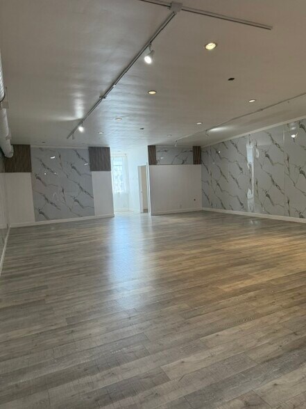 More Photos Of 3732-3740 Long Beach Blvd, Long Beach Office Residential For Lease