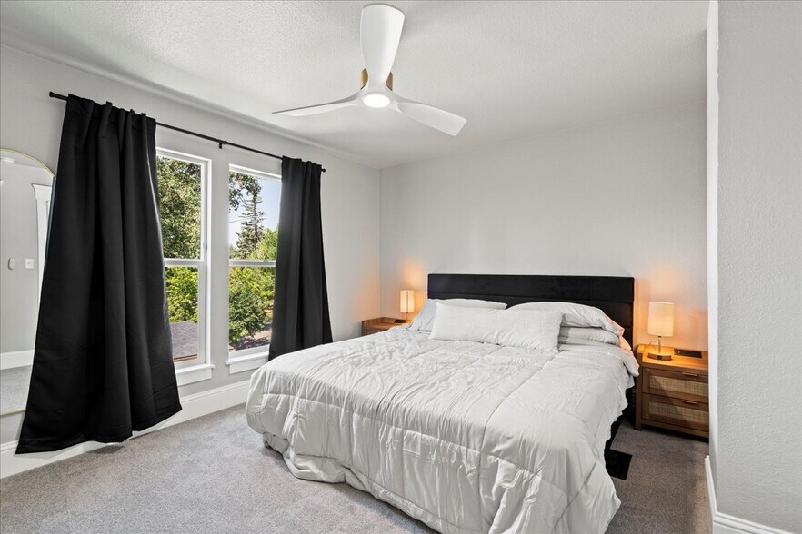 More Photos Of 2722 Central Ave, Cheyenne Light Distribution For Sale