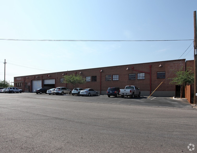 More Photos Of 610 S Park Ave, Tucson Loft Creative Space For Sale