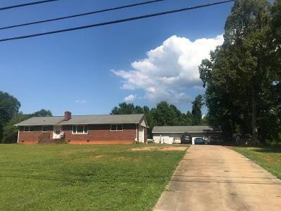 Primary Photo Of 1013 York Rd, Kings Mountain Land For Sale