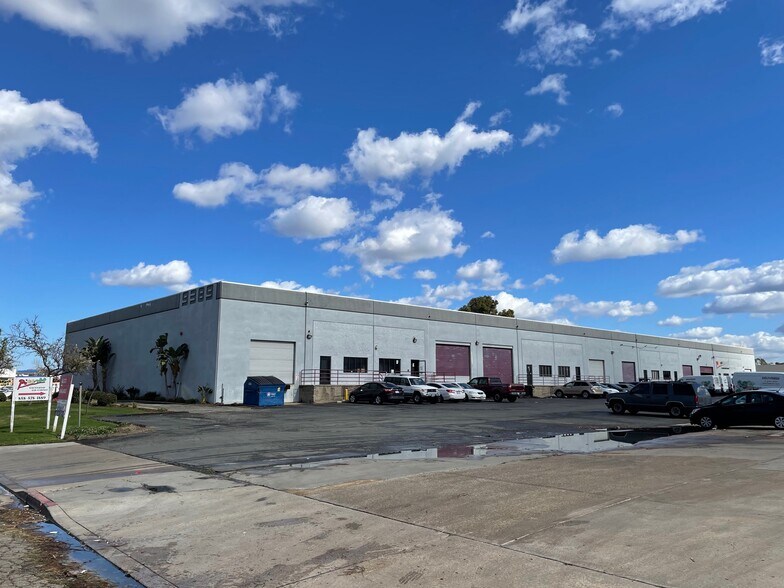Primary Photo Of 9389 Dowdy Dr, San Diego Warehouse For Lease