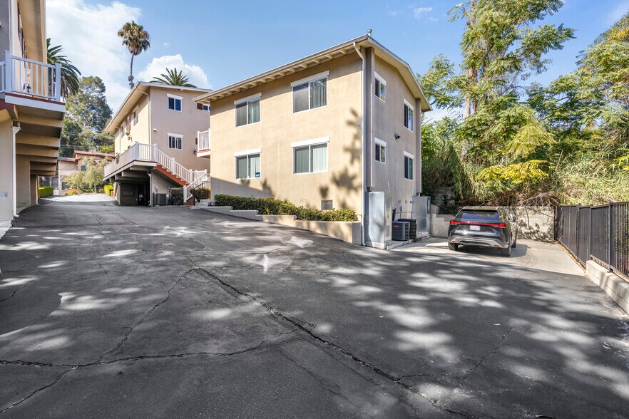 More Photos Of 90-92 Monterey Rd, South Pasadena Apartments For Sale
