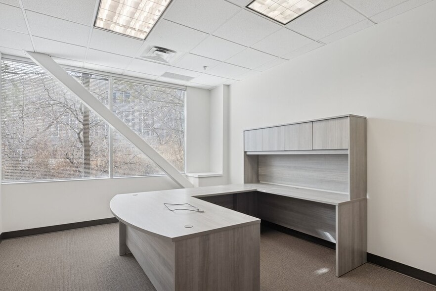 More Photos Of 4179 S Riverboat Rd, Salt Lake City Office For Lease
