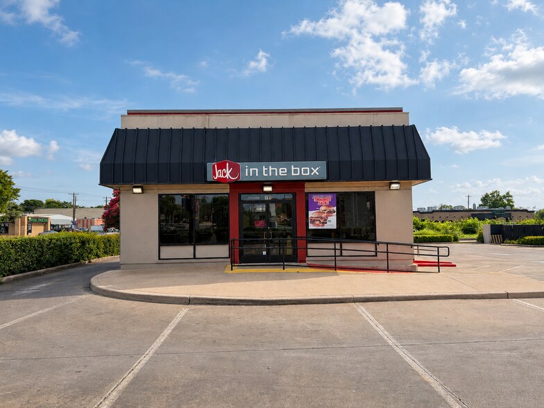 More Photos Of 110 E William Cannon Dr, Austin Fast Food For Lease