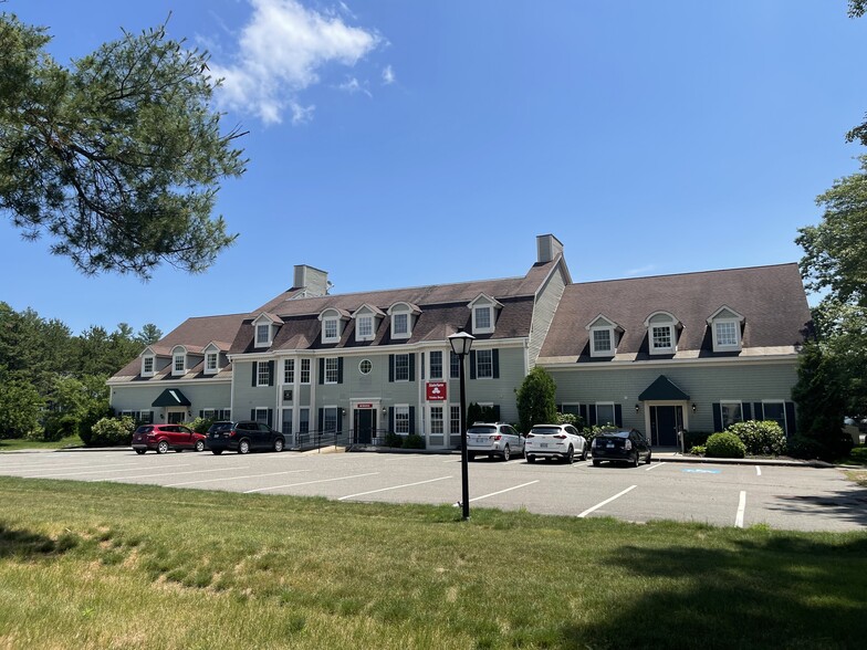 Primary Photo Of 7 Webhannet Pl, Kennebunk Medical For Lease