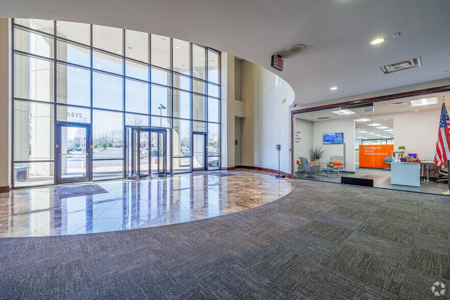 More Photos Of 2095 Lakeside Centre Way, Knoxville Office For Lease