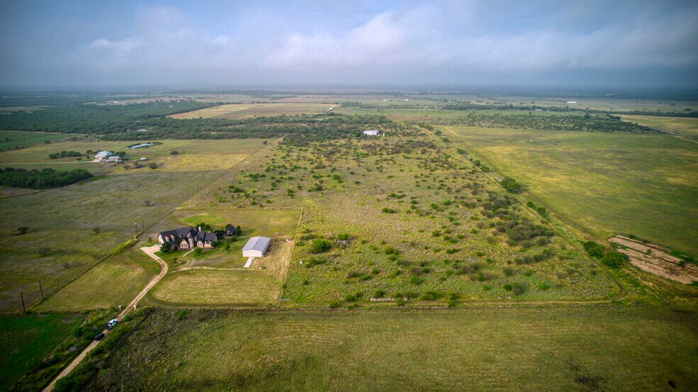 More Photos Of 2538 County Road 223, Floresville Land For Sale