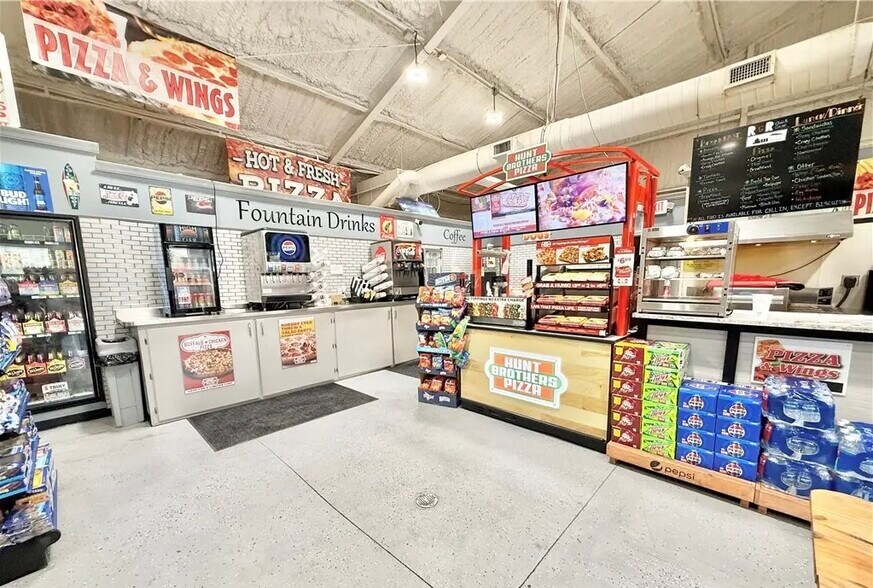 More Photos Of 6134 Elim Church Rd NE, Ludowici Service Station For Sale