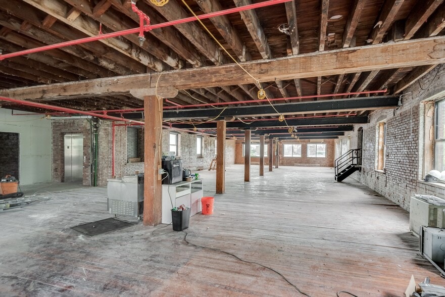 More Photos Of 110 Kent Ave, Brooklyn Warehouse For Sale