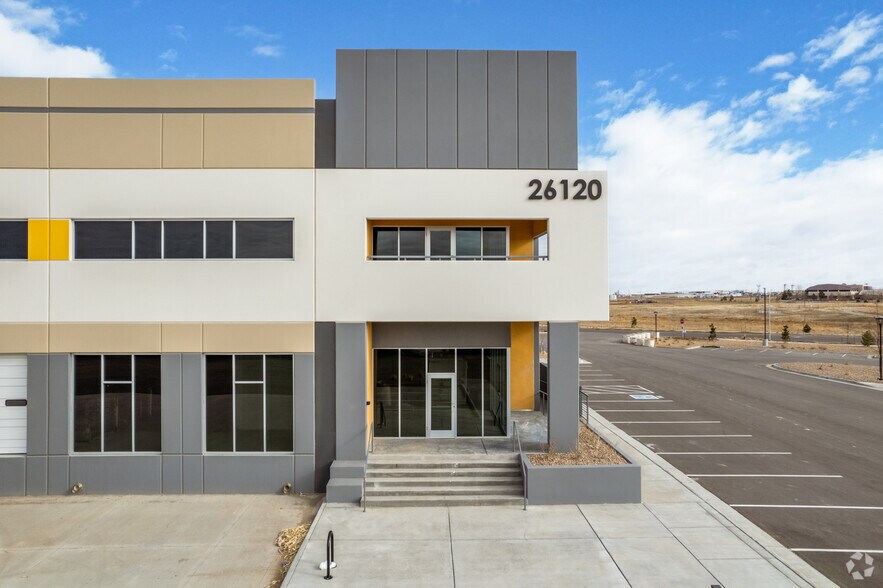 More Photos Of 26100-26120 E 68th Ave, Aurora Unknown For Lease