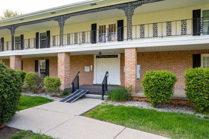 More Photos Of 5313 Territorial Rd, Grand Blanc Apartments For Sale