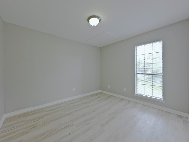 More Photos Of 7721 1st Ave S, Birmingham Apartments For Sale