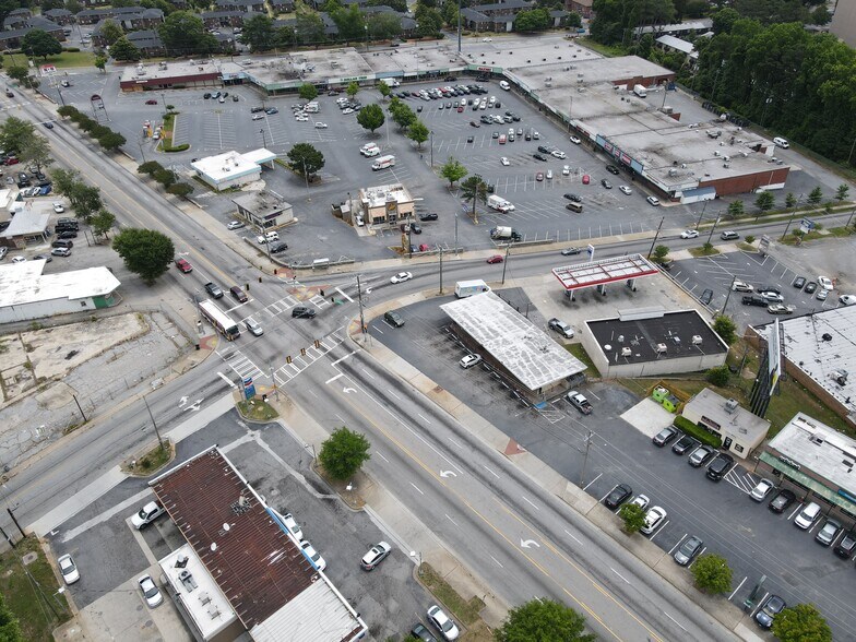 More Photos Of 2132 Campbellton Rd SW, Atlanta Freestanding For Lease