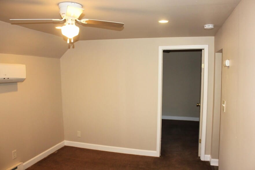 More Photos Of 801 S Mill St, Clio Apartments For Sale