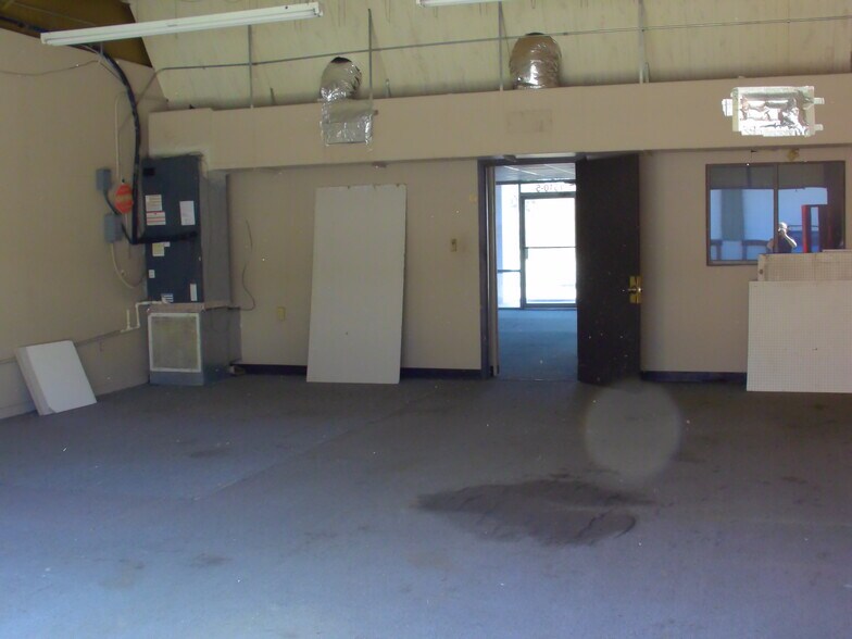 More Photos Of 1510-1520 Capital Cir SE, Tallahassee Unknown For Lease
