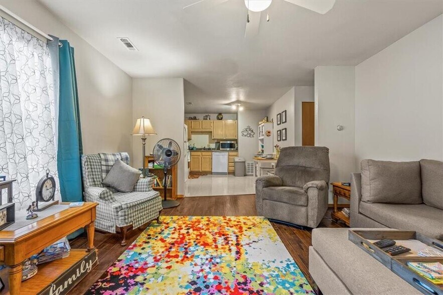 More Photos Of 15 Pivot Rock Rd, Eureka Springs Apartments For Sale