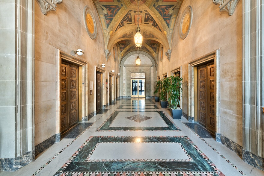 More Photos Of 710-714 W Olympic Blvd, Los Angeles Office For Lease