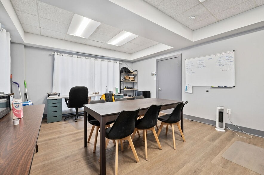 More Photos Of 9043 Marshall Rd, Cranberry Township Manufacturing For Sale