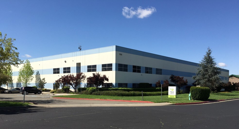 Primary Photo Of 1111 Tinker Rd, Rocklin Warehouse For Lease