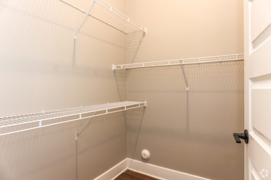 More Photos Of 201 N Church St, Mooresville Apartments For Sale