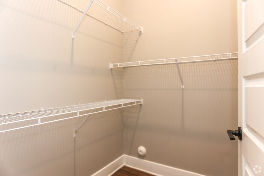 More Photos Of 201 N Church St, Mooresville Apartments For Lease