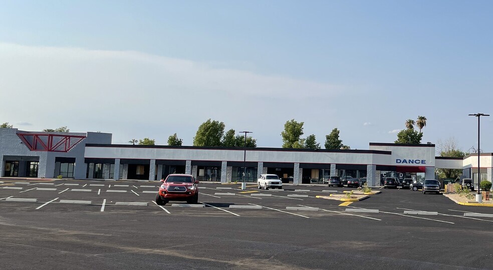 More Photos Of 10620 N 43rd Ave, Phoenix Unknown For Lease