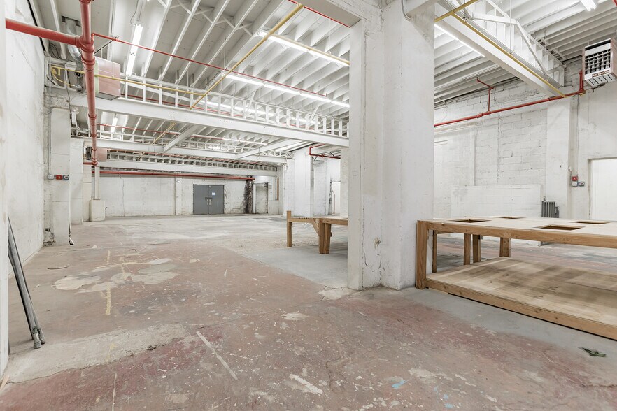 More Photos Of 80 Saddle River Rd, South Hackensack Warehouse For Lease