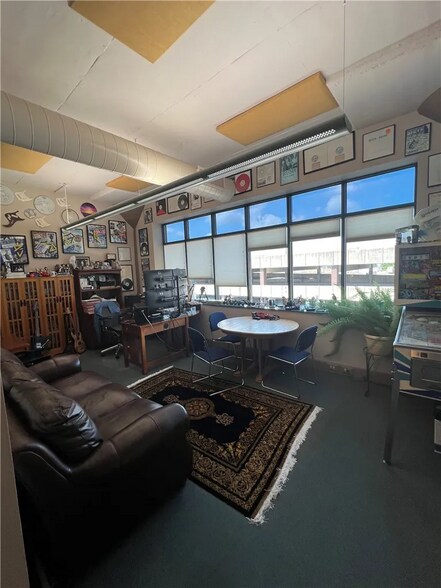 More Photos Of 28 W North St, Danville Office For Sale