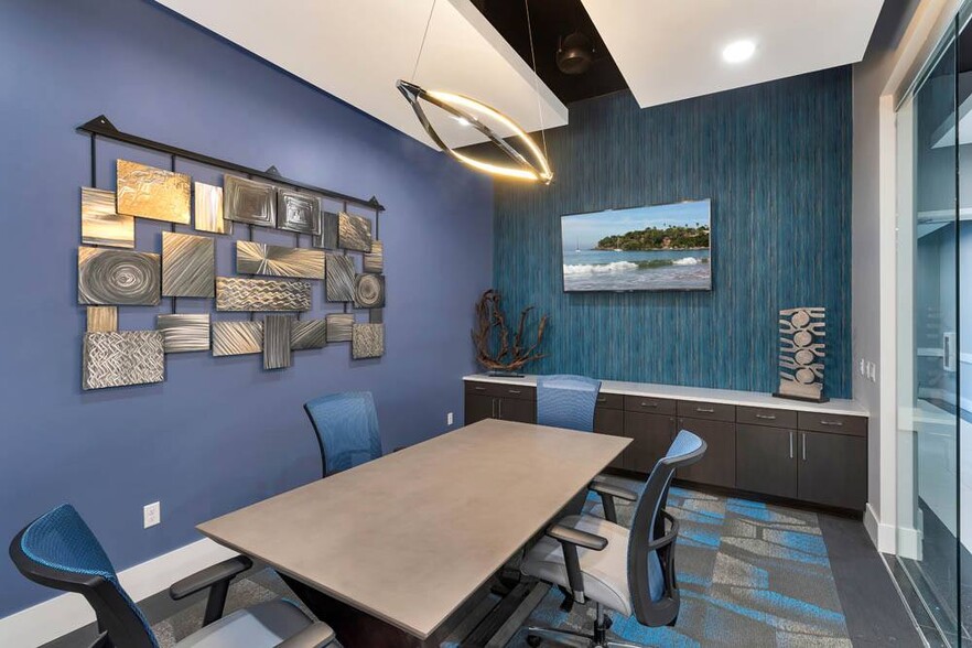 More Photos Of 13650 E Colfax Ave, Aurora Apartments For Lease