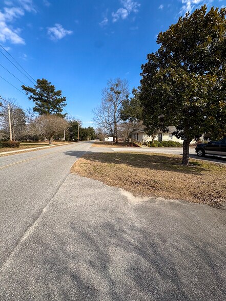 More Photos Of 137 Cedar Dr, Saint Stephen Office For Sale