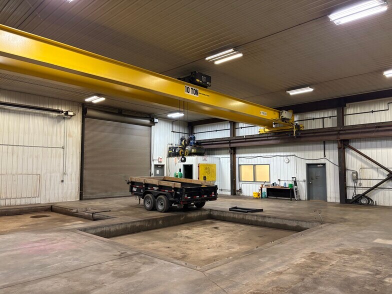 More Photos Of 405 John Ave, Superior Auto Repair For Lease