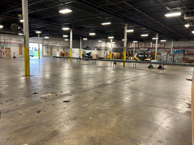 More Photos Of 4430 Pottsville Pike, Reading Warehouse For Lease