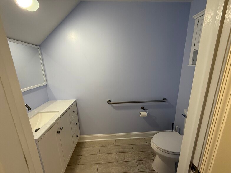 More Photos Of 129 W Patrick St, Frederick Office Residential For Lease