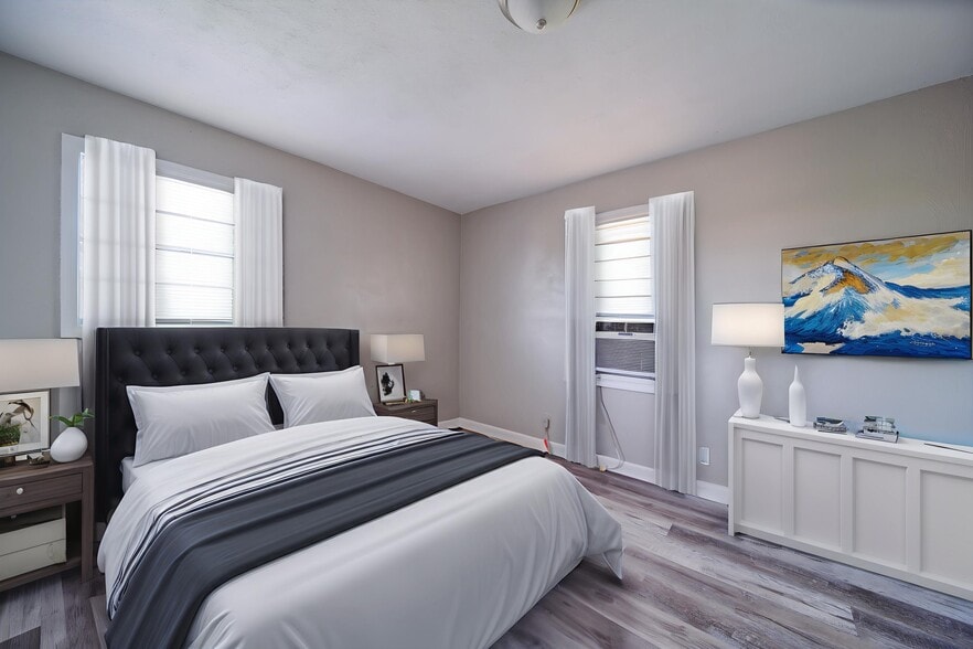 More Photos Of 915 E 2nd St, Winston-Salem Apartments For Sale