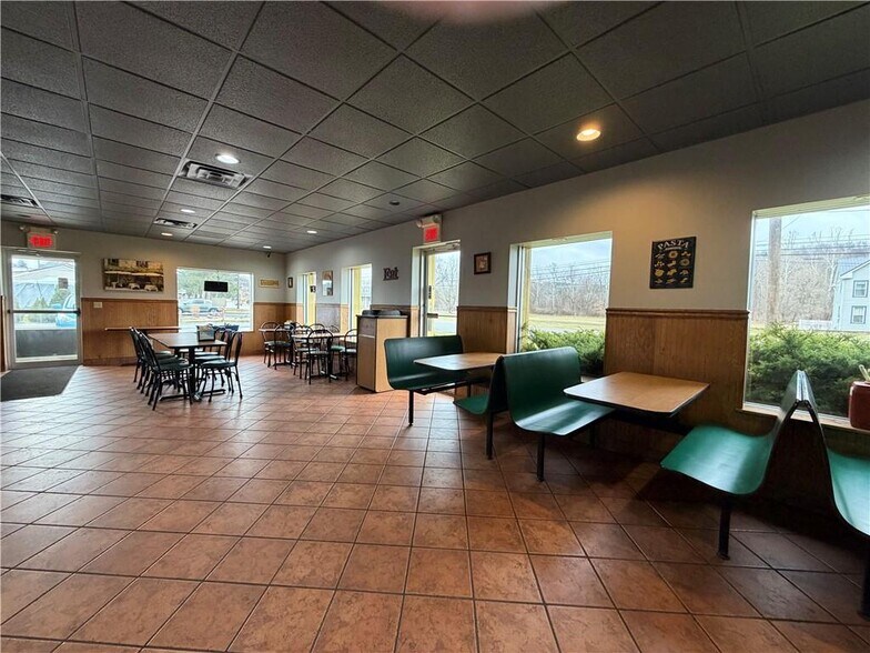 More Photos Of 455 Old Ithaca Rd, Horseheads Restaurant For Sale
