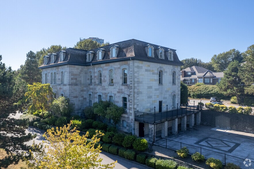 More Photos Of 65 Richmond St, New Westminster Office For Lease