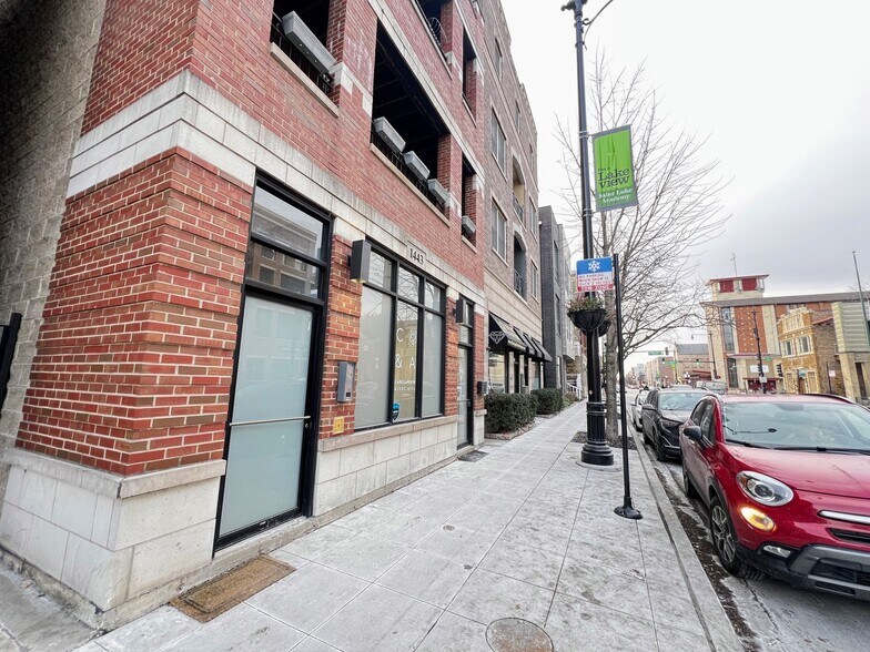 More Photos Of 1443 W Belmont Ave, Chicago Storefront Retail Office For Sale